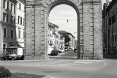 9802_24_005