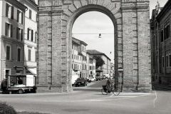 9802_24_009